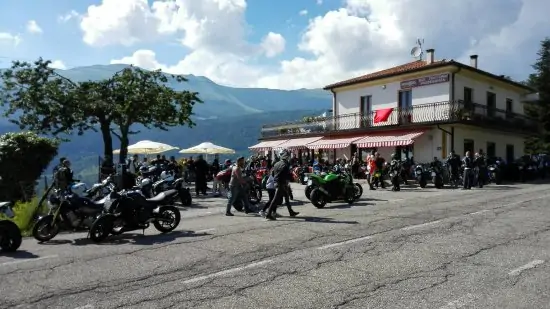 Bar e Passi